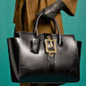 Meet your Posher, Angela m.